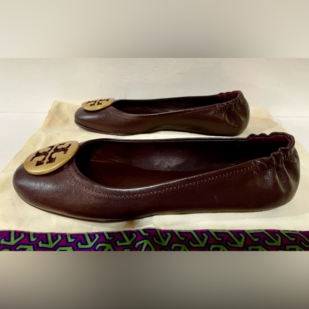 Tory Burch Women's Burgundy  Flats with Gold Emblem. - Picture 2 of 16